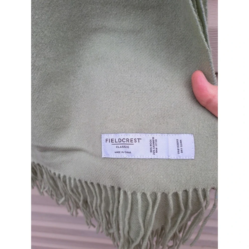 Fieldcrest Celery Green Wool Cashmere Fringed Thtow Blanket  Light Soft 60 X 49